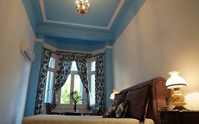 Athens Family Apartments